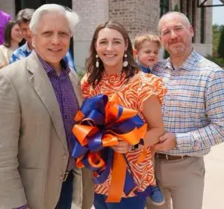 A Guide to Healthy Teeth and Gums During Holiday Celebrations