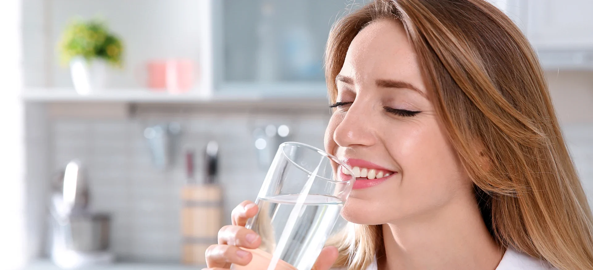 Drinking Water Benefit Your Gums and Teeth